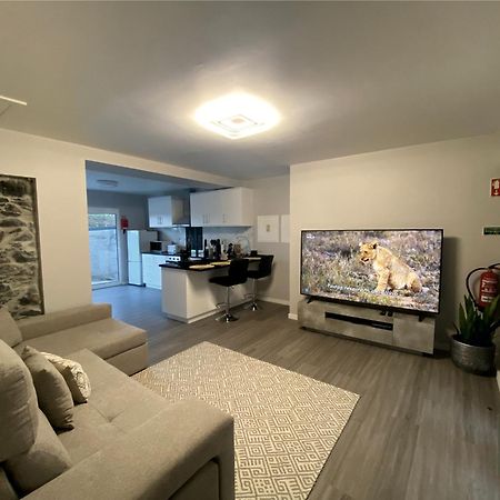 My Little Home Cottage 2 Bedrooms - Soulful Stays 포르투모니즈 외부 사진